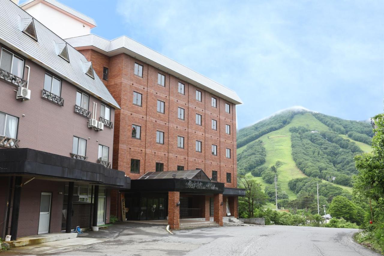 Hotel Silk Inn Madarao Iiyama Esterno foto