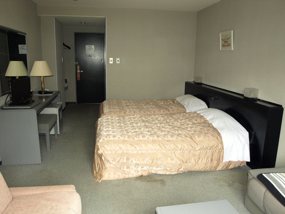 Hotel Silk Inn Madarao Iiyama Esterno foto