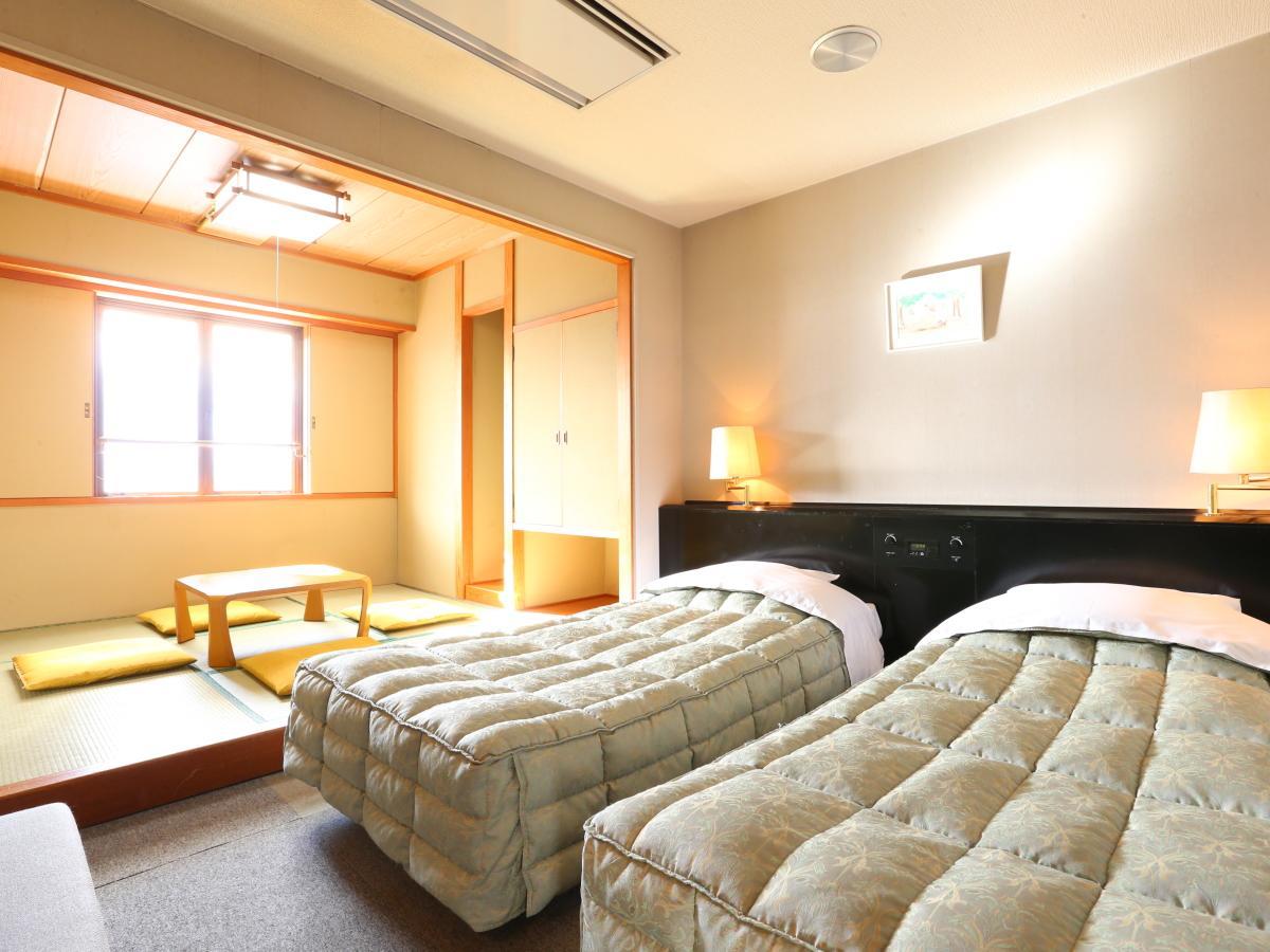 Hotel Silk Inn Madarao Iiyama Esterno foto